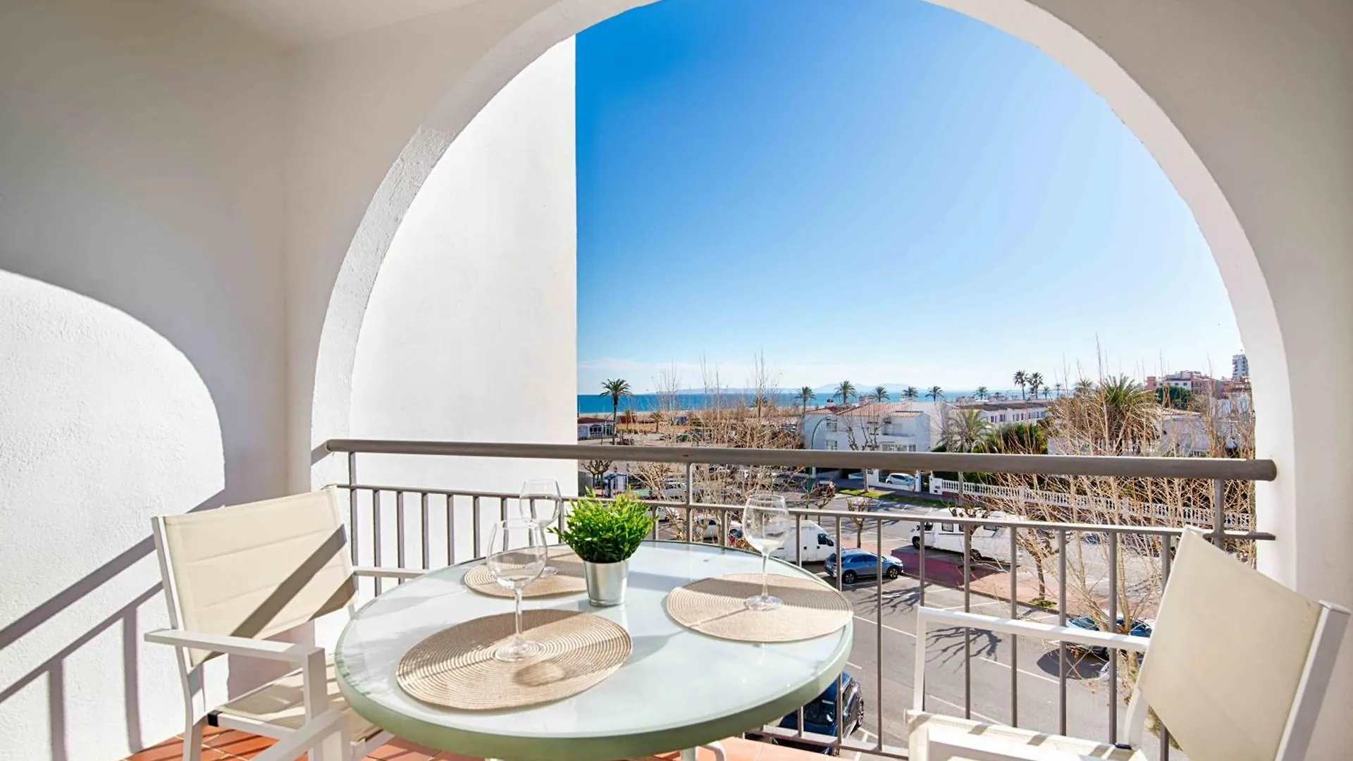 Appartement Estudio Moderno Con Terraza Y Vistas Al Mar Empuriabrava Spanje